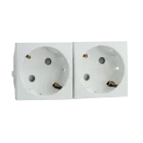 PRISE DOUBLE COURANT SCHUKO A/PROT - 4 MOD BL